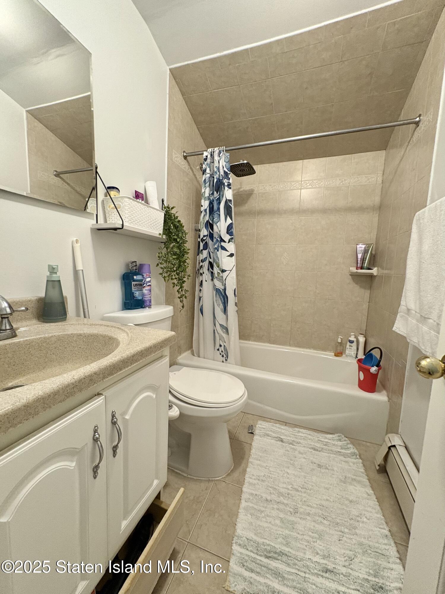 220 Norway Avenue Staten Island, NY 10305 - Photo 9 of 15 Image_20250827151511_259_6