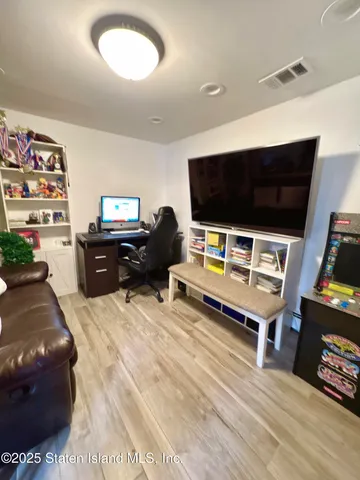 $759,000 | 220 Norway Avenue | South Beach