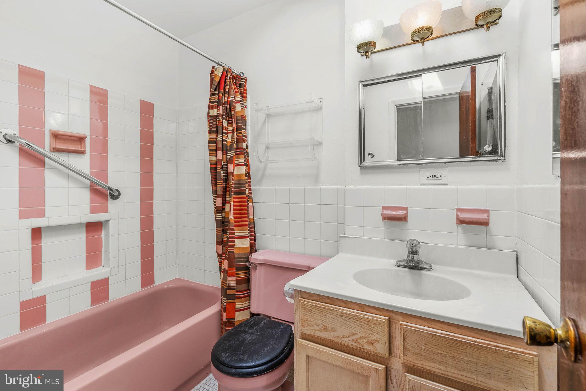 7450 Hill Road Philadelphia, PA 19128 - Photo 32 of 32