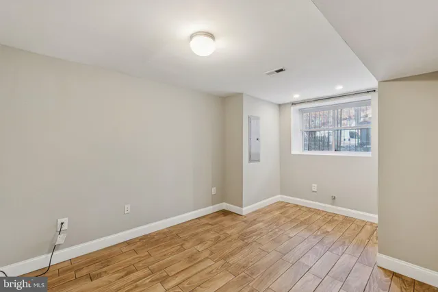 $2,400 | 1440 Fairmont Street Northwest, Unit 1, Washington, DC 20009