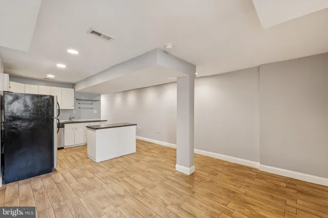 $2,400 | 1440 Fairmont Street Northwest, Unit 1, Washington, DC 20009