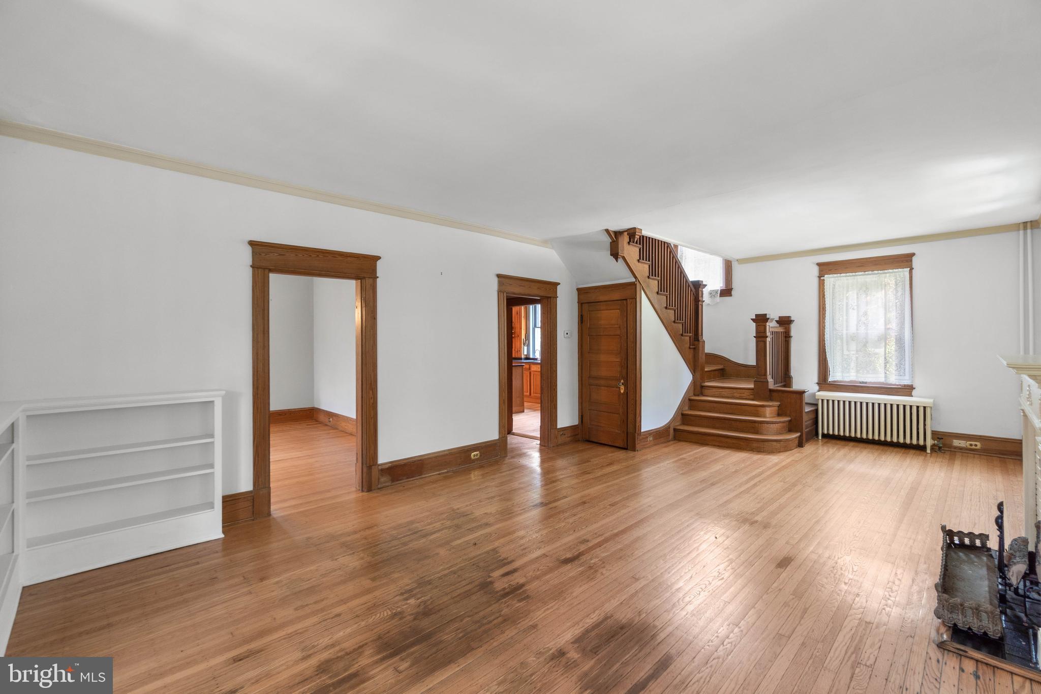 3560 Church Road Ellicott City, MD 21043 - Photo 2 of 35 Living Room