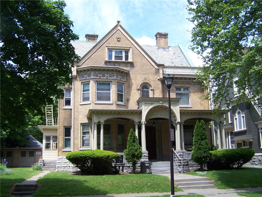 23 Strathallan Park Rochester, NY 14607 - Photo 1 of 1