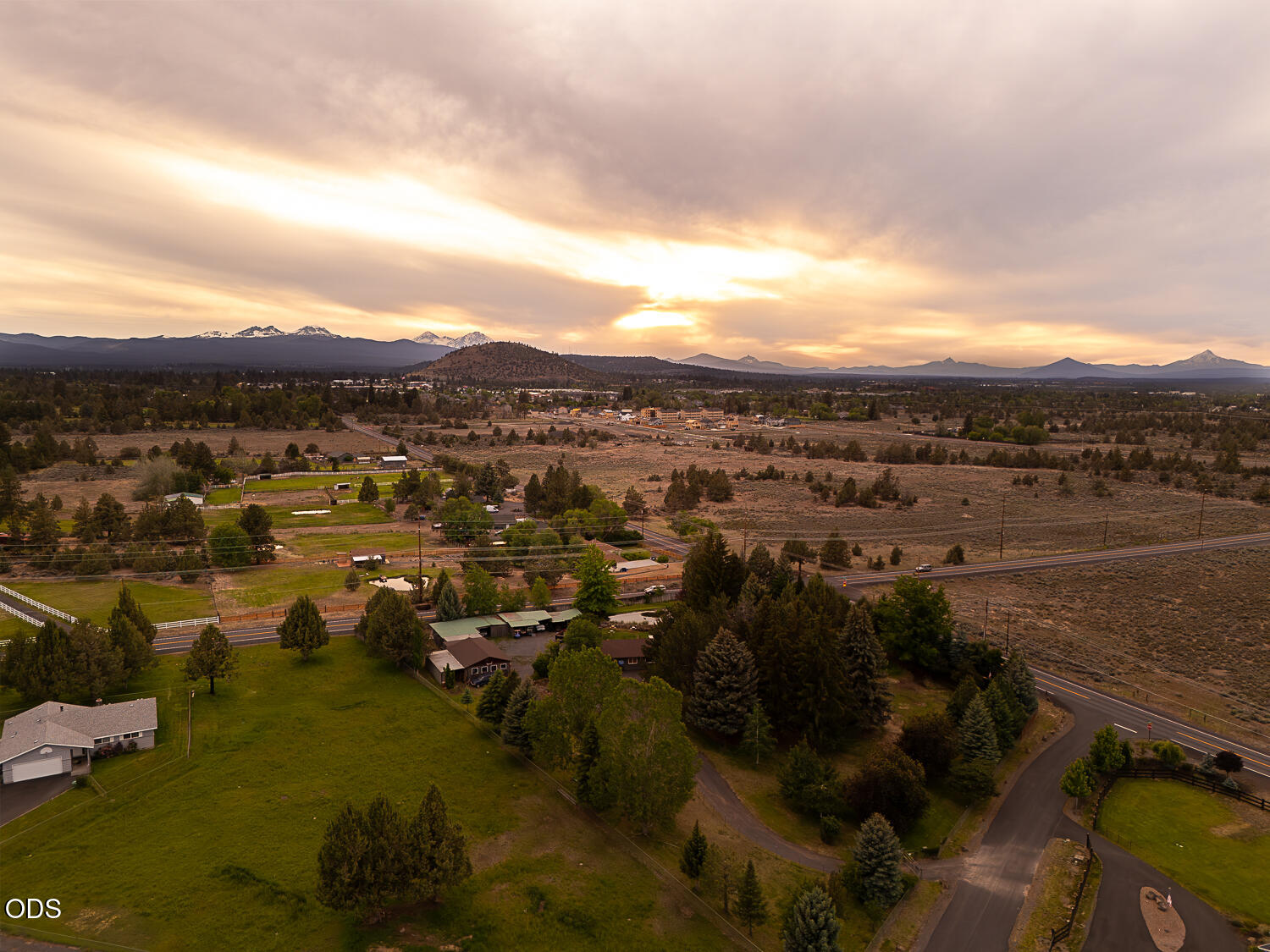 21589 Bear Creek Road Bend, OR 97701 - Photo 55 of 58