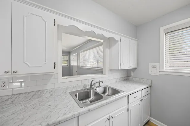 $1,315 | 995 Avon Road, Memphis, TN 38122