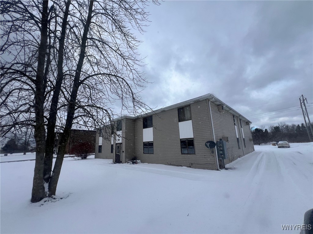 6355 Robinson Road Lockport Town, NY 14094 - Photo 3 of 30