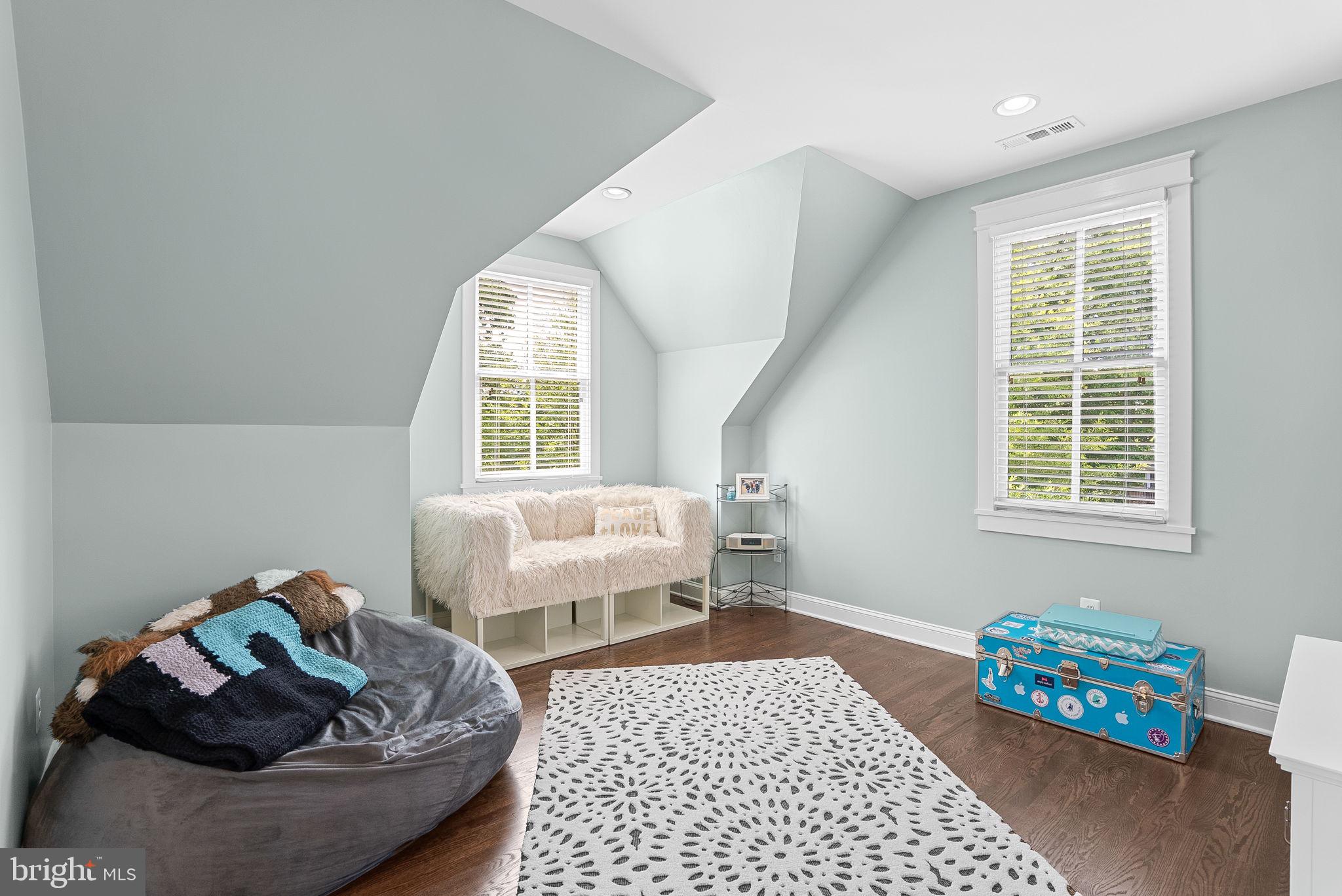 2106 Grayson Place Falls Church, VA 22043 - Photo 55 of 81