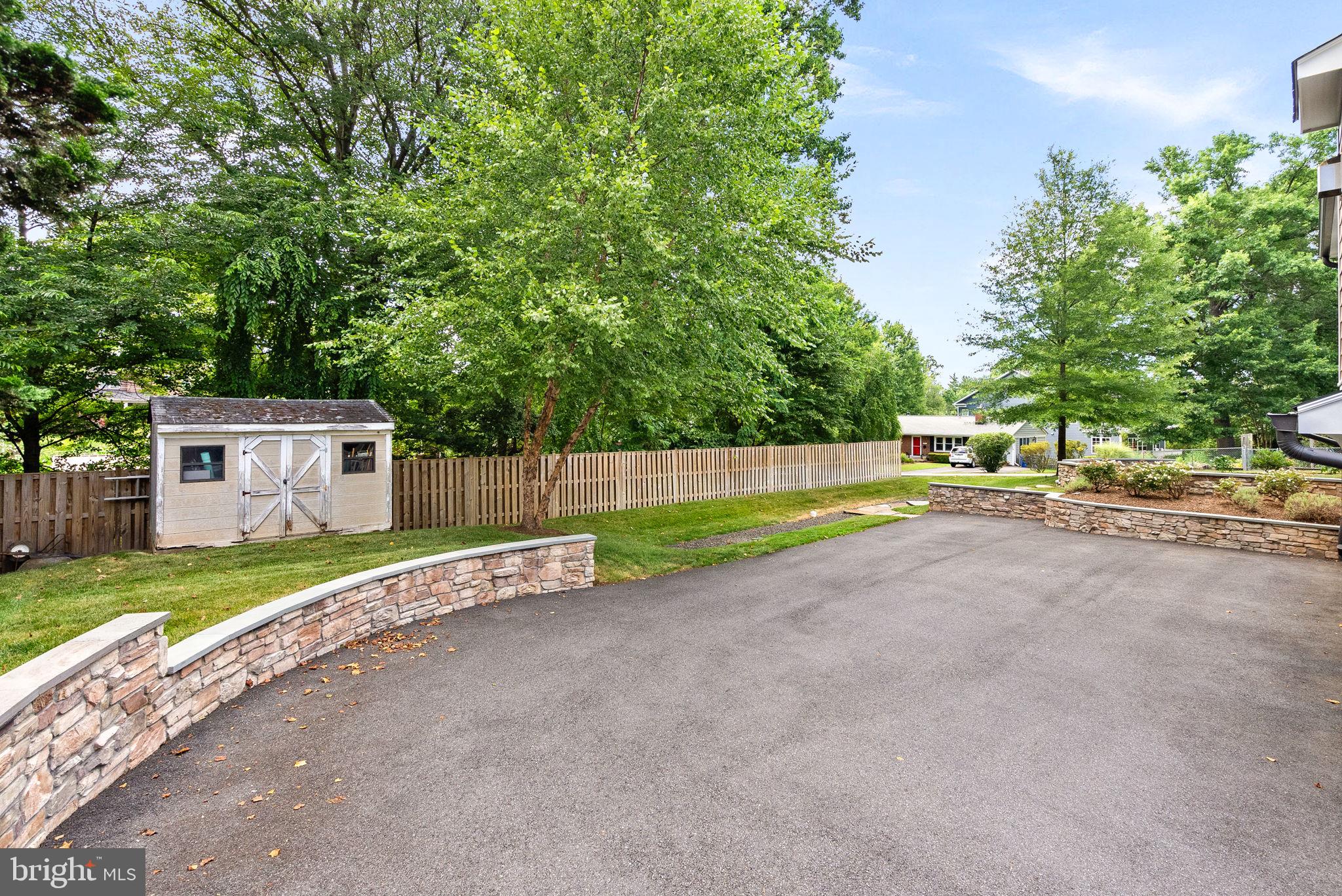 2106 Grayson Place Falls Church, VA 22043 - Photo 78 of 81