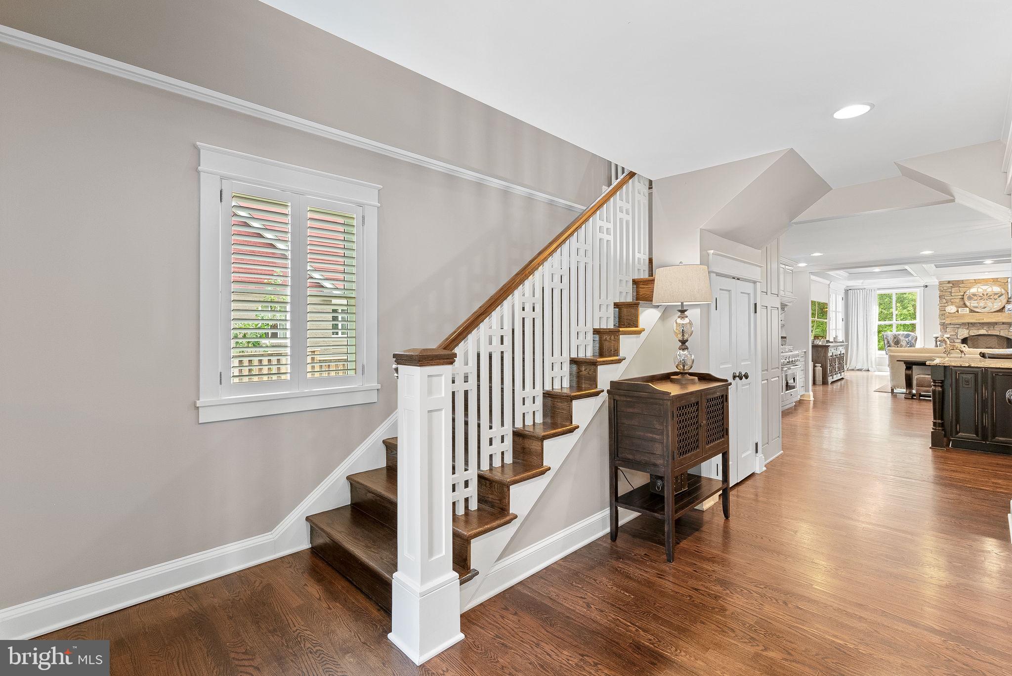 2106 Grayson Place Falls Church, VA 22043 - Photo 9 of 81