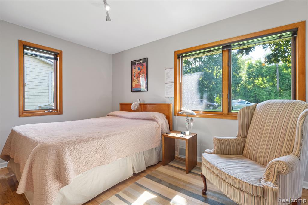 2254 Fairport Road Waterford, MI 48329 - Photo 27 of 48 Gallery Image 27