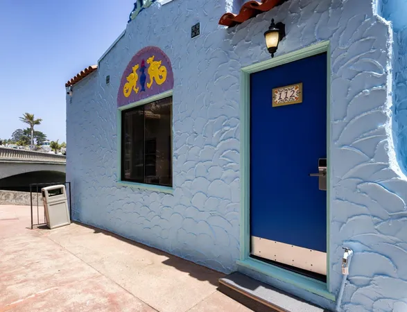 a view of entryway door