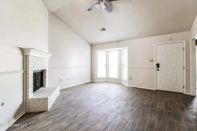 $1,655 | 7692 Lilly Lane, Southaven, MS 38671