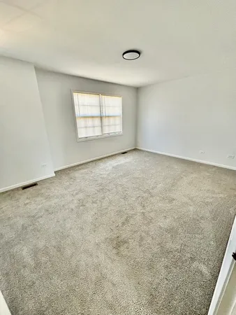 $2,100 | 1278 Robin Drive, Carol Stream, IL 60188