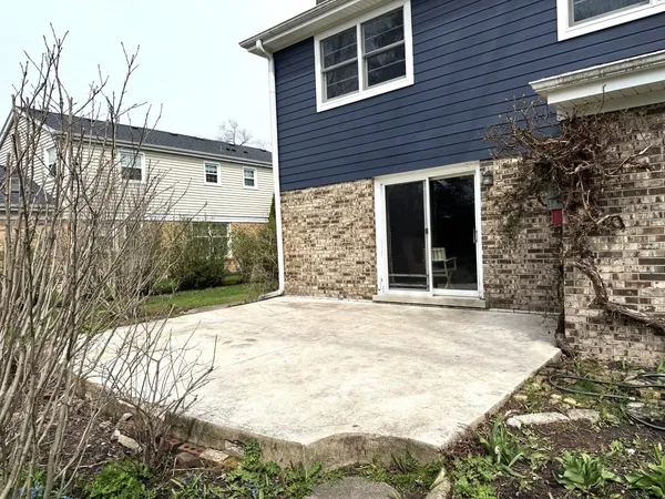 $585,000 | 1402 North Harvard Avenue, Arlington Heights, IL 60004