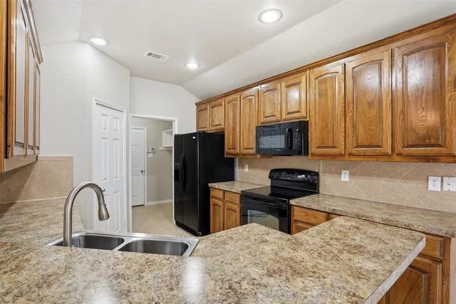 $345,000 | 115 Pony Express Trail, Willow Park, TX 76087