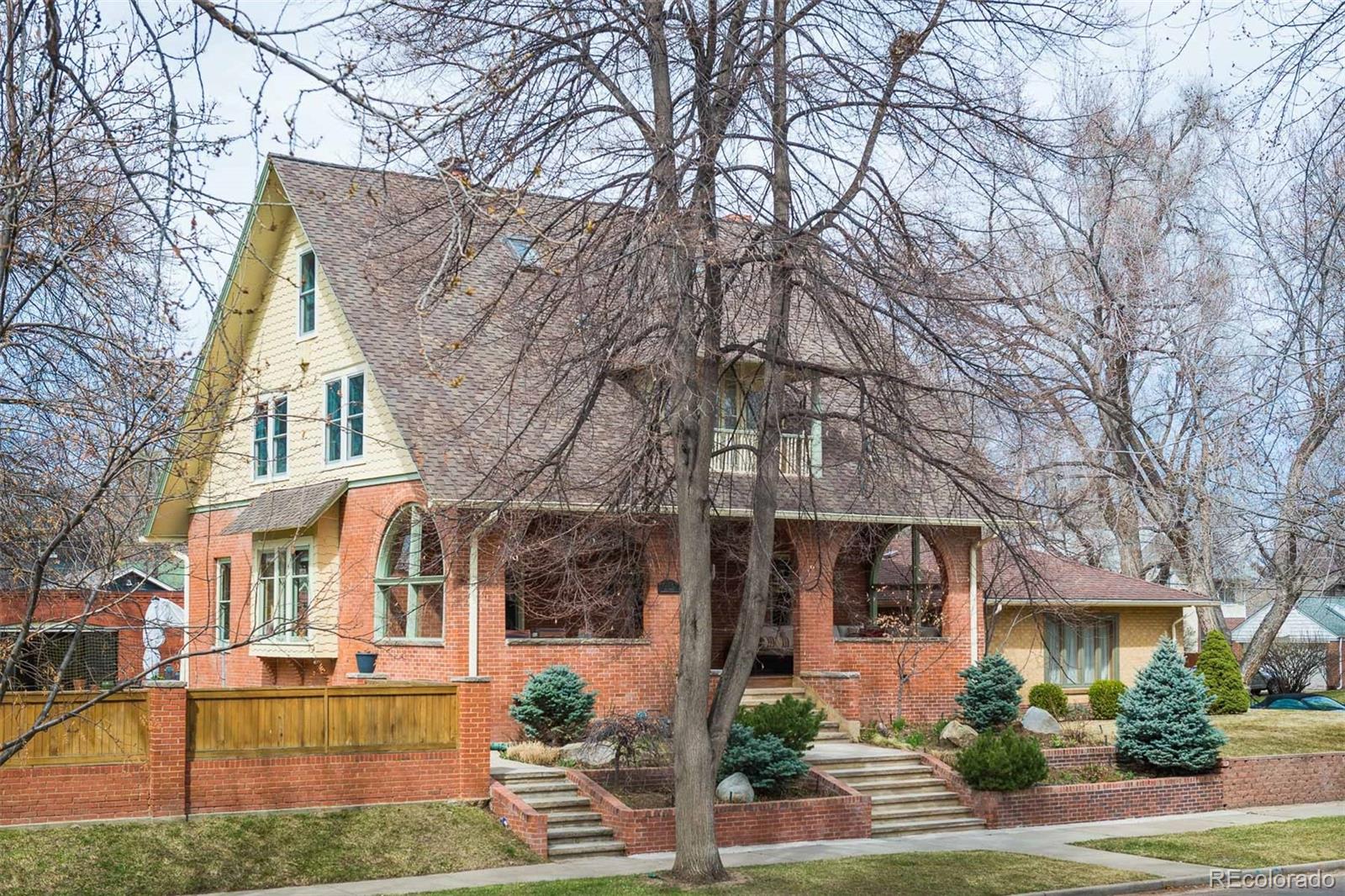 2075 Elm Street Denver, CO 80207 - Photo 2 of 35