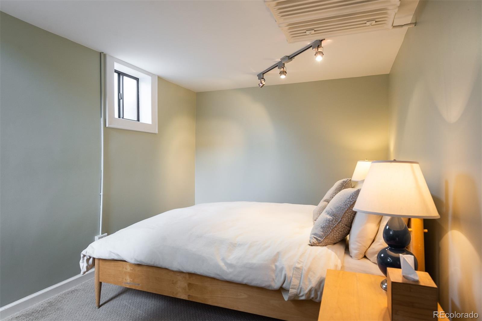 2075 Elm Street Denver, CO 80207 - Photo 28 of 35