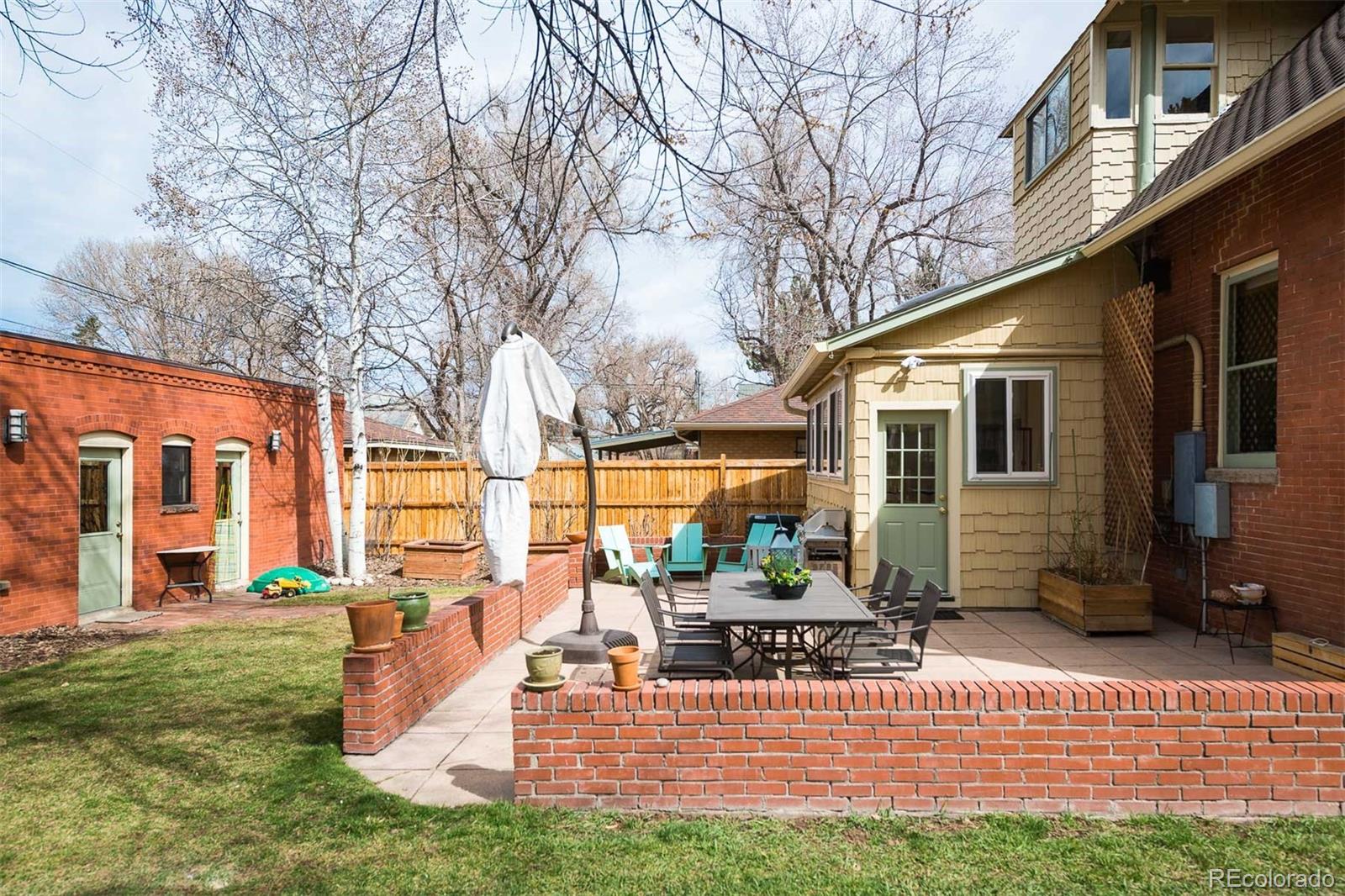 2075 Elm Street Denver, CO 80207 - Photo 32 of 35