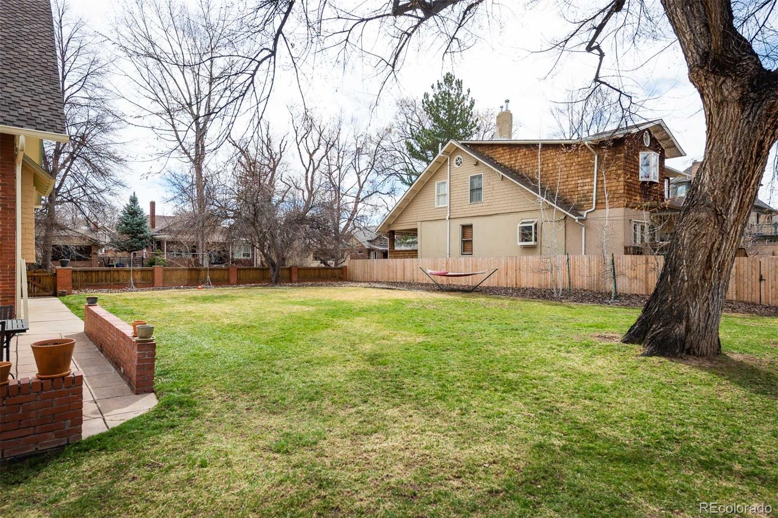 2075 Elm Street Denver, CO 80207 - Photo 33 of 35