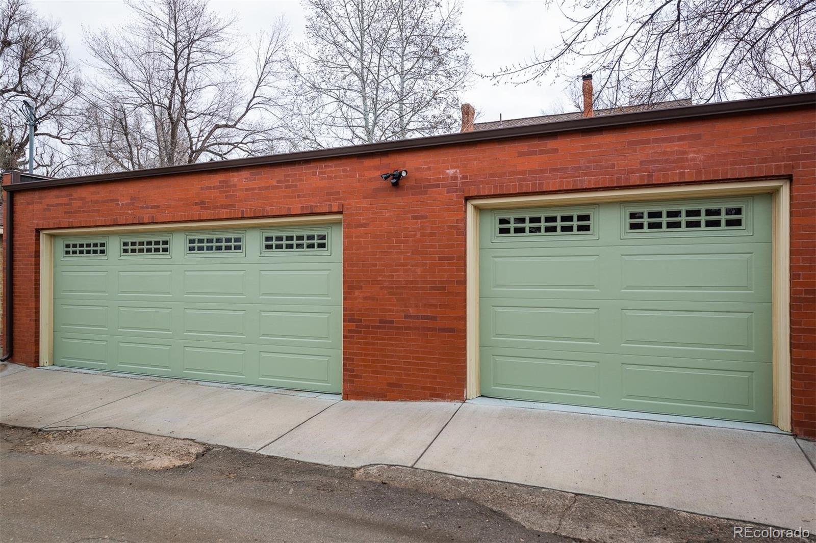 2075 Elm Street Denver, CO 80207 - Photo 35 of 35