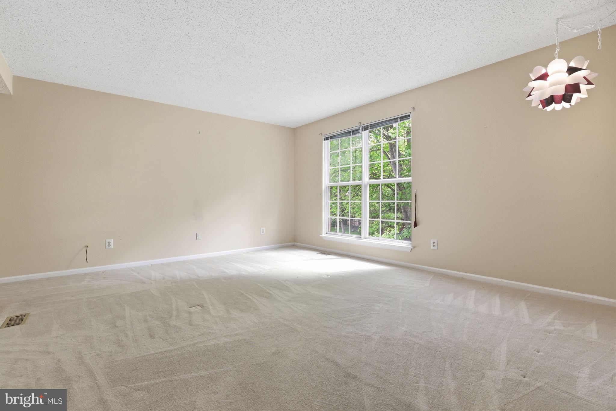 8560 Yoder Street Manassas, VA 20110 - Photo 21 of 40