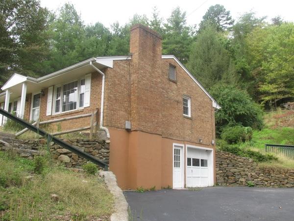 4907 Ferguson Valley Road Roanoke, VA 24014 - Photo 2 of 15 2016-10-05 10