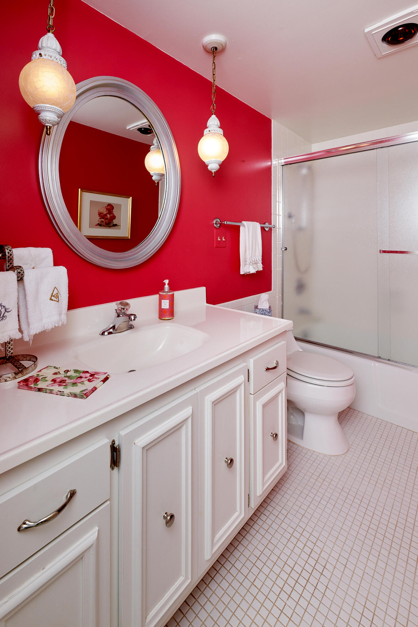 13335 Watertown Plank Road, Unit 303 Elm Grove, WI 53122 - Photo 19 of 27 Full Bath