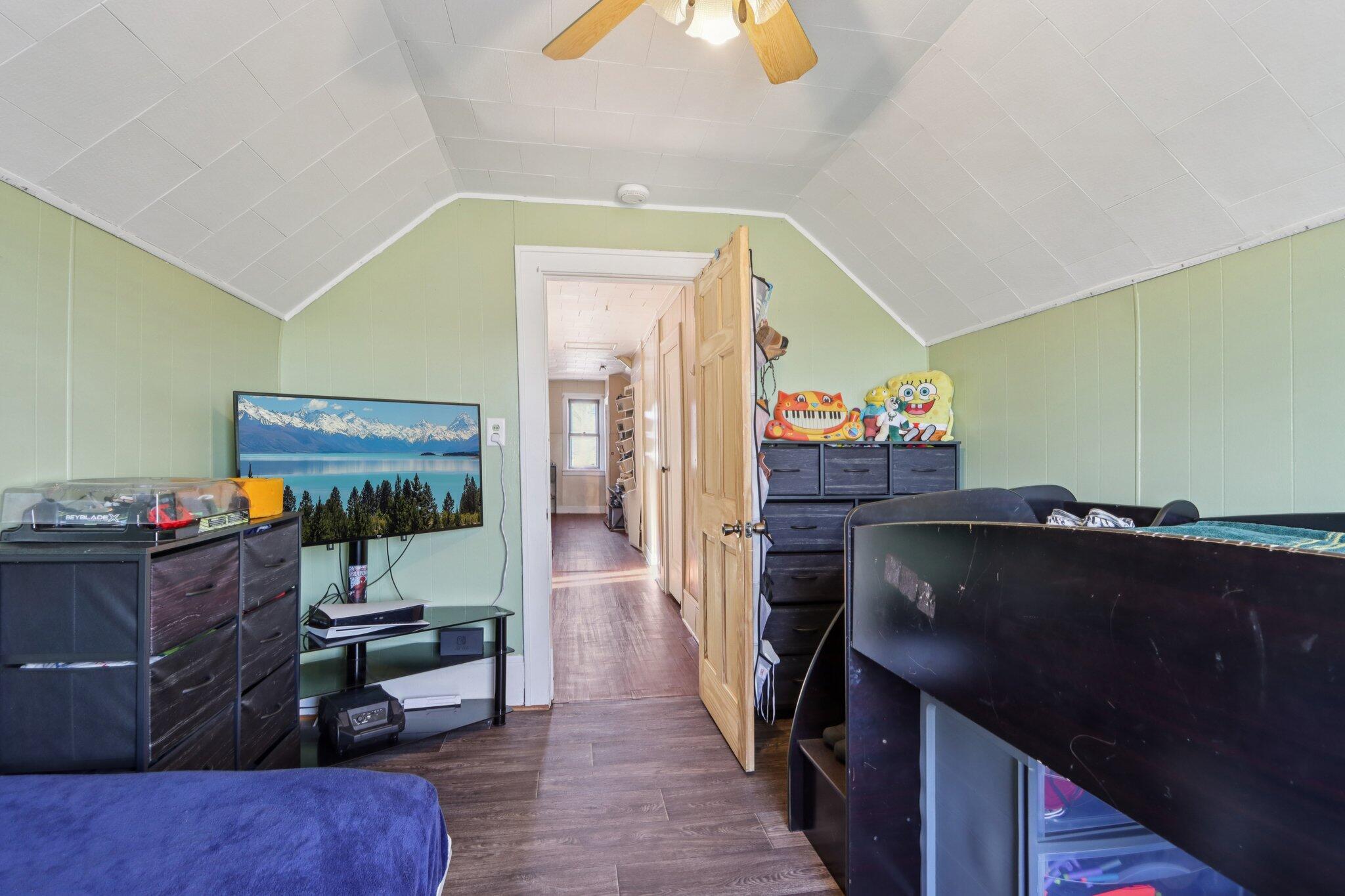 2101 South 60th Street West Allis, WI 53219 - Photo 13 of 23 Bedroom 3