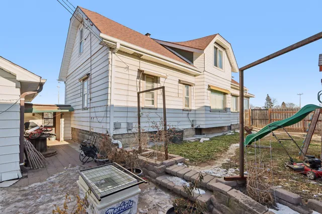 $225,000 | 2101 South 60th Street, West Allis, WI 53219