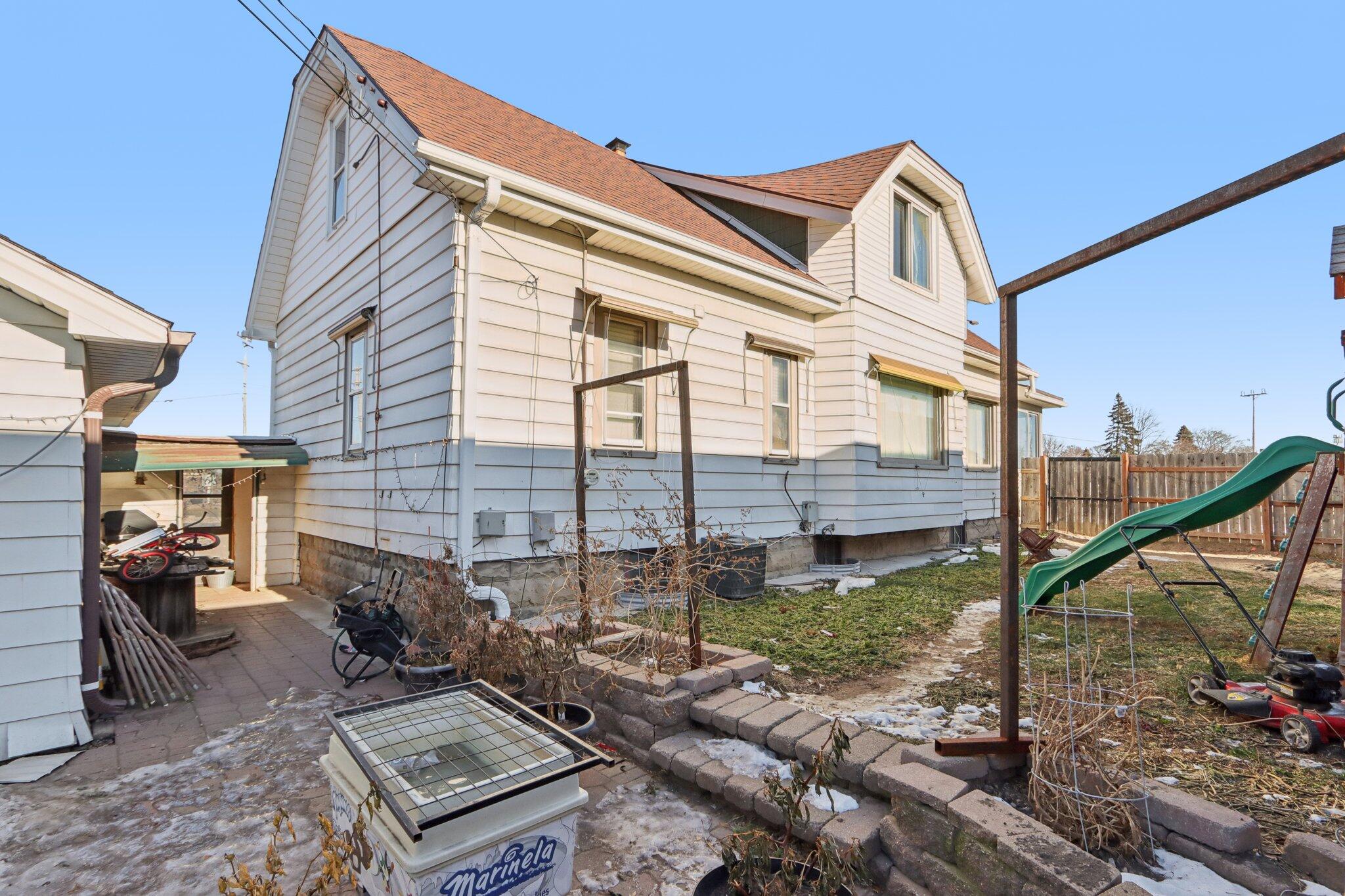 2101 South 60th Street West Allis, WI 53219 - Photo 16 of 23 Fenced backyard