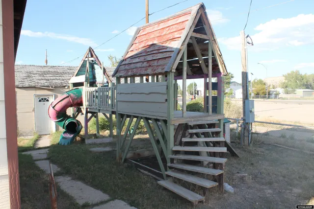 $175,000 | 153 S Lane, La Barge, WY 83123