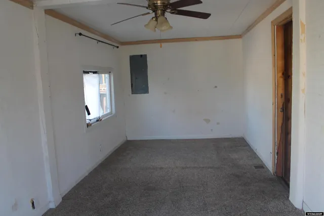 $175,000 | 153 S Lane, La Barge, WY 83123