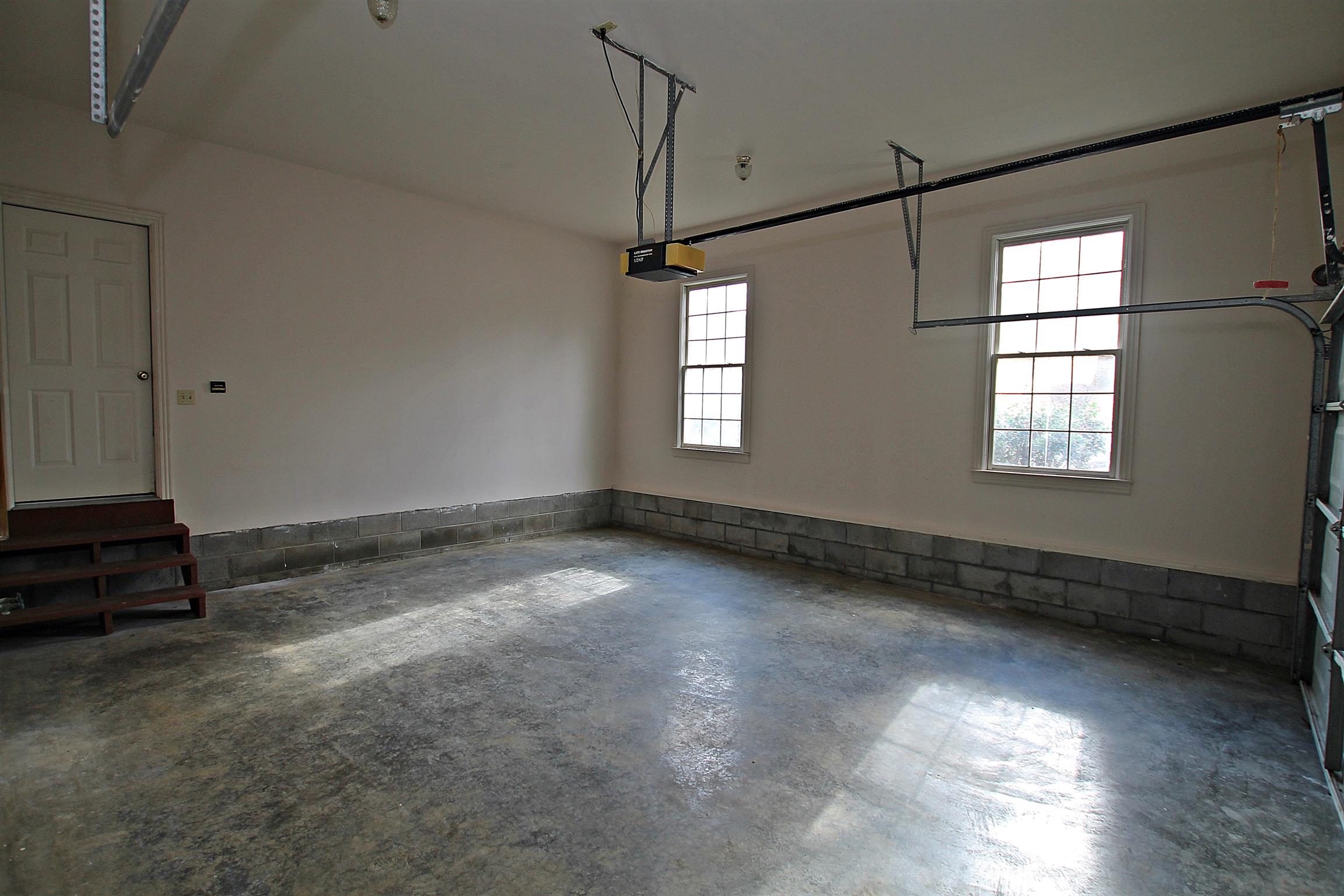 1012 Laura Lane Springfield, TN 37172 - Photo 24 of 30 a view of a room with window