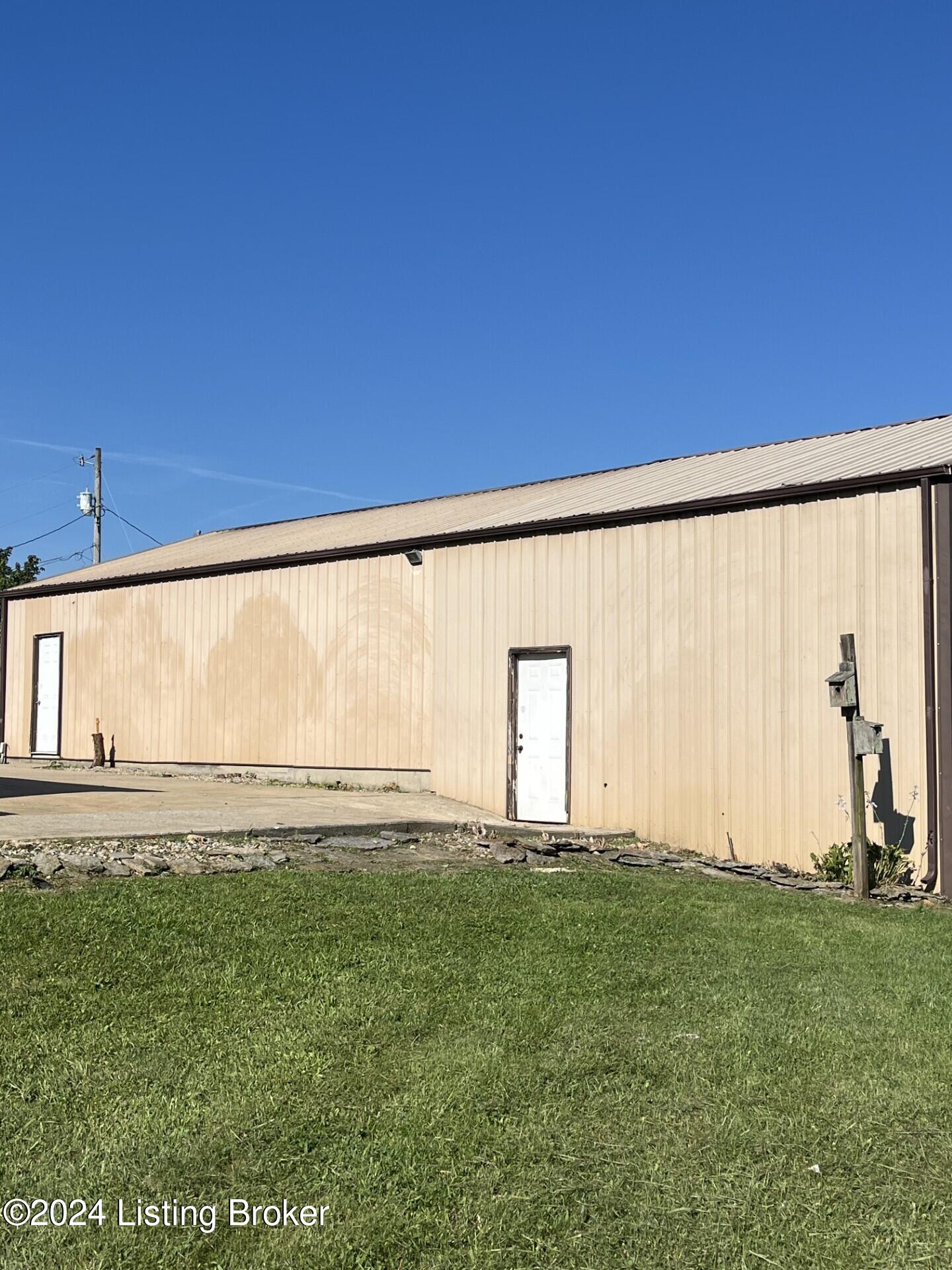 1582 Balltown Road Bardstown, KY 40004 - Photo 25 of 30 24
