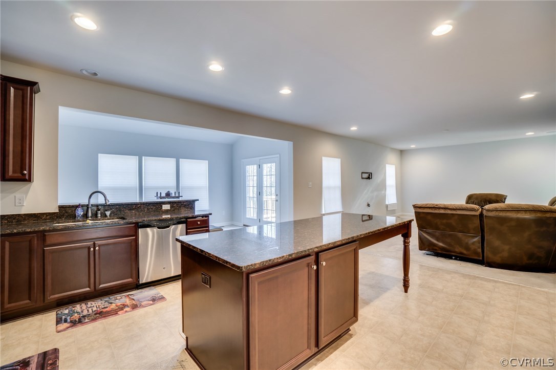 8919 Bailey Hill Road Midlothian, VA 23112 - Photo 5 of 44 Gallery Image 5
