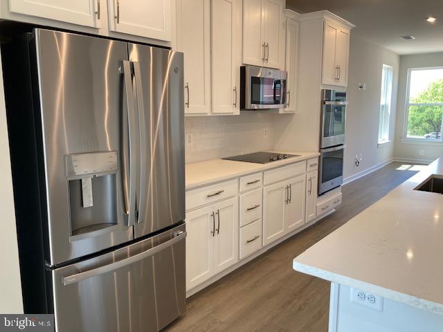 14122 Gypsum Loop Chantilly, VA 20151 - Photo 15 of 56 .