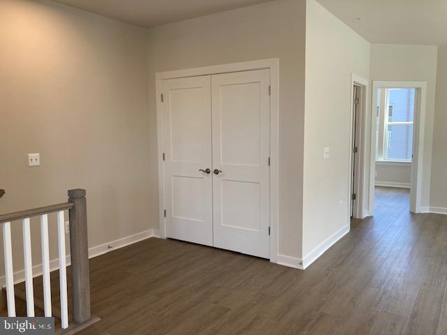 14122 Gypsum Loop Chantilly, VA 20151 - Photo 19 of 56 .