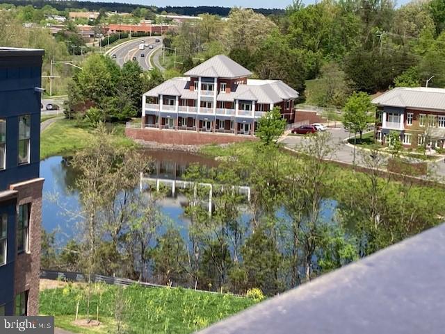 14122 Gypsum Loop Chantilly, VA 20151 - Photo 2 of 56 .