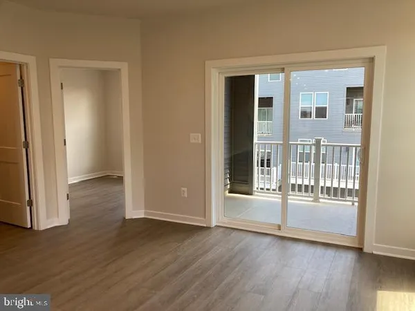 $3,995 | 14122 Gypsum Loop, Chantilly, VA 20151