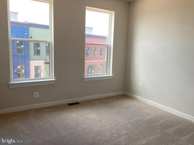 14122 Gypsum Loop Chantilly, VA 20151 - Photo 51 of 56 .