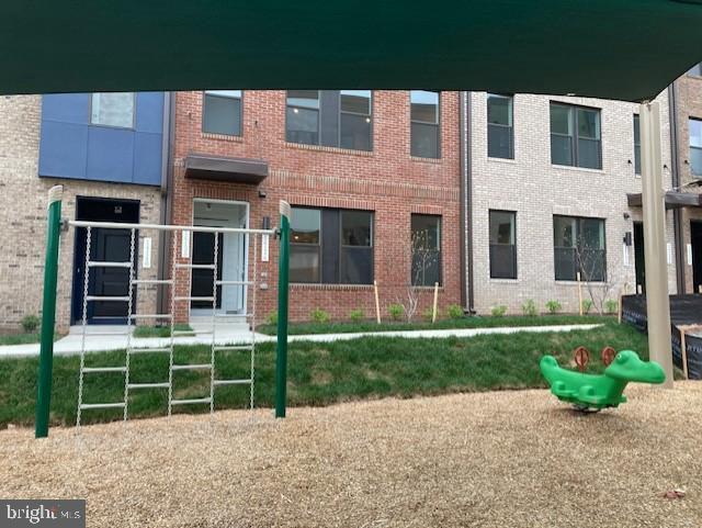 14122 Gypsum Loop Chantilly, VA 20151 - Photo 55 of 56 .