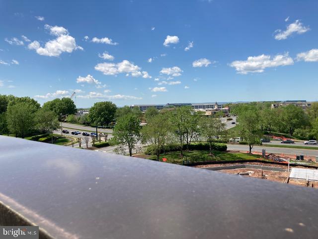 14122 Gypsum Loop Chantilly, VA 20151 - Photo 9 of 56 .