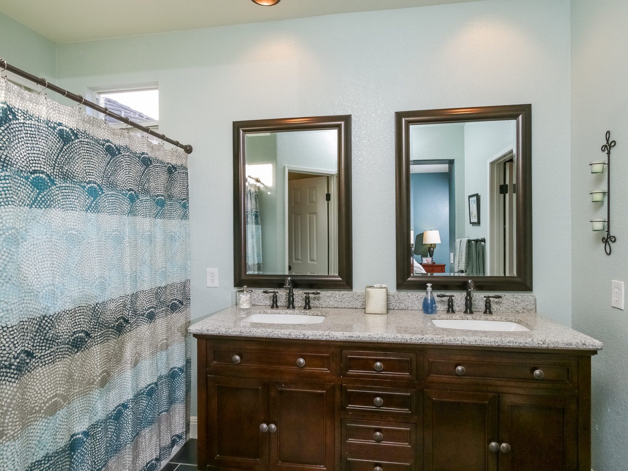 1049 Cottage Way Encinitas, CA 92024 - Photo 12 of 20 Gallery Image 12