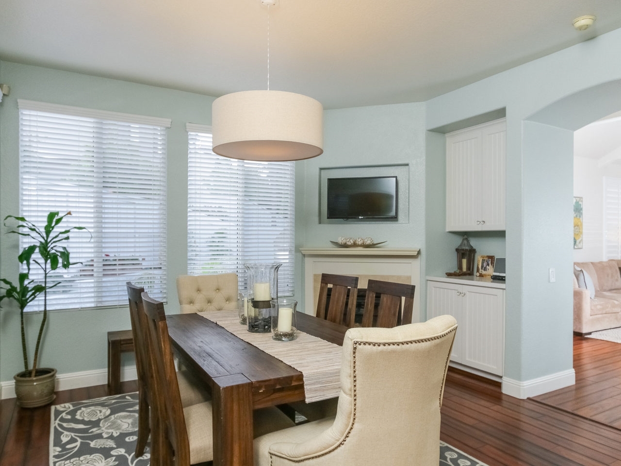 1049 Cottage Way Encinitas, CA 92024 - Photo 6 of 20 Gallery Image 6