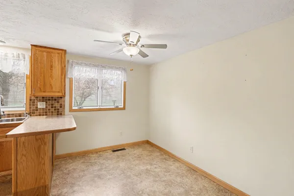 $349,900 | 5371 Wolf Highway, Springport, MI 49284