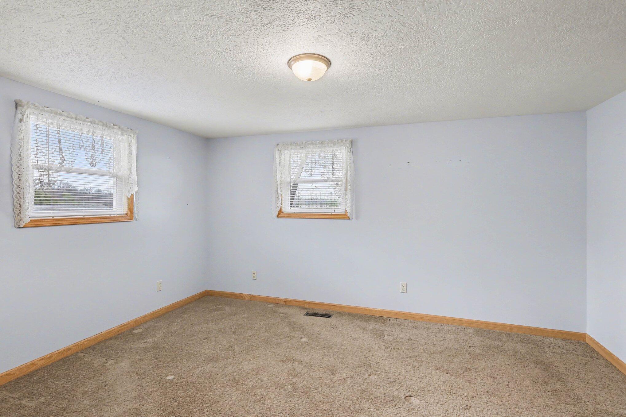 5371 Wolf Highway Springport, MI 49284 - Photo 8 of 19 008_file_5528