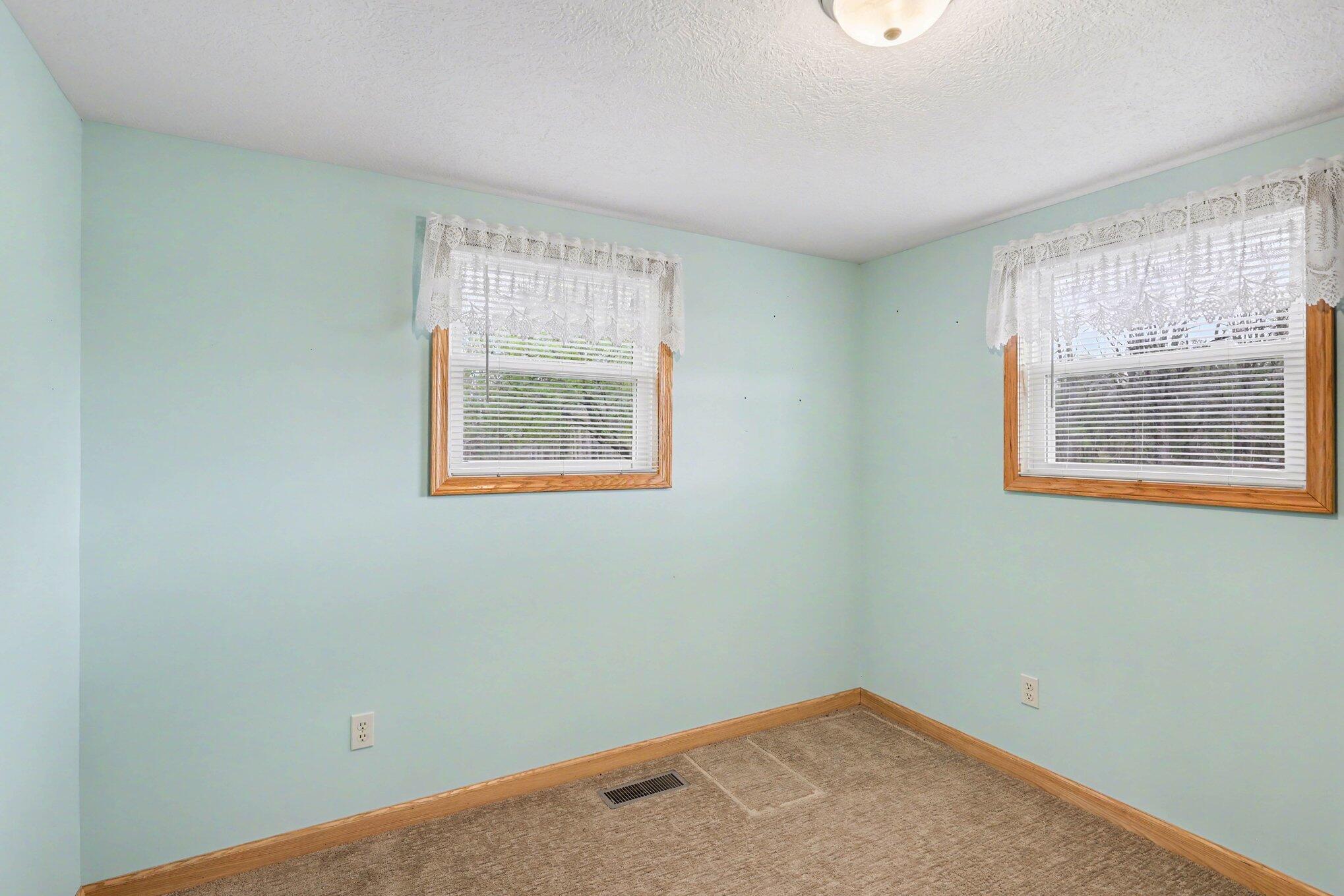 5371 Wolf Highway Springport, MI 49284 - Photo 9 of 19 009_file_1252
