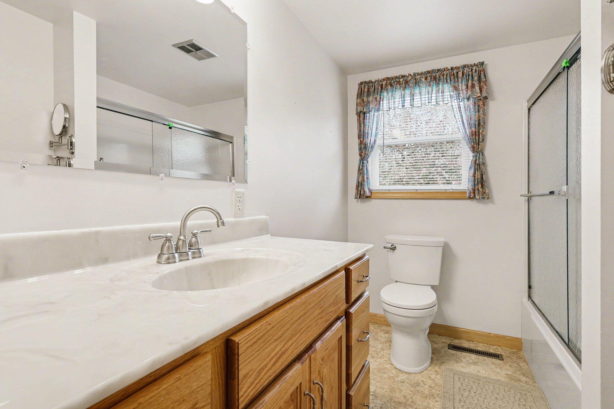 5371 Wolf Highway Springport, MI 49284 - Photo 10 of 19 010_file_5240