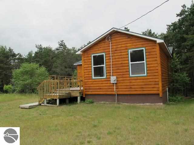 653 Thomas Road South Boardman, MI 49680 - Photo 32 of 42 1786786-31.JPG
