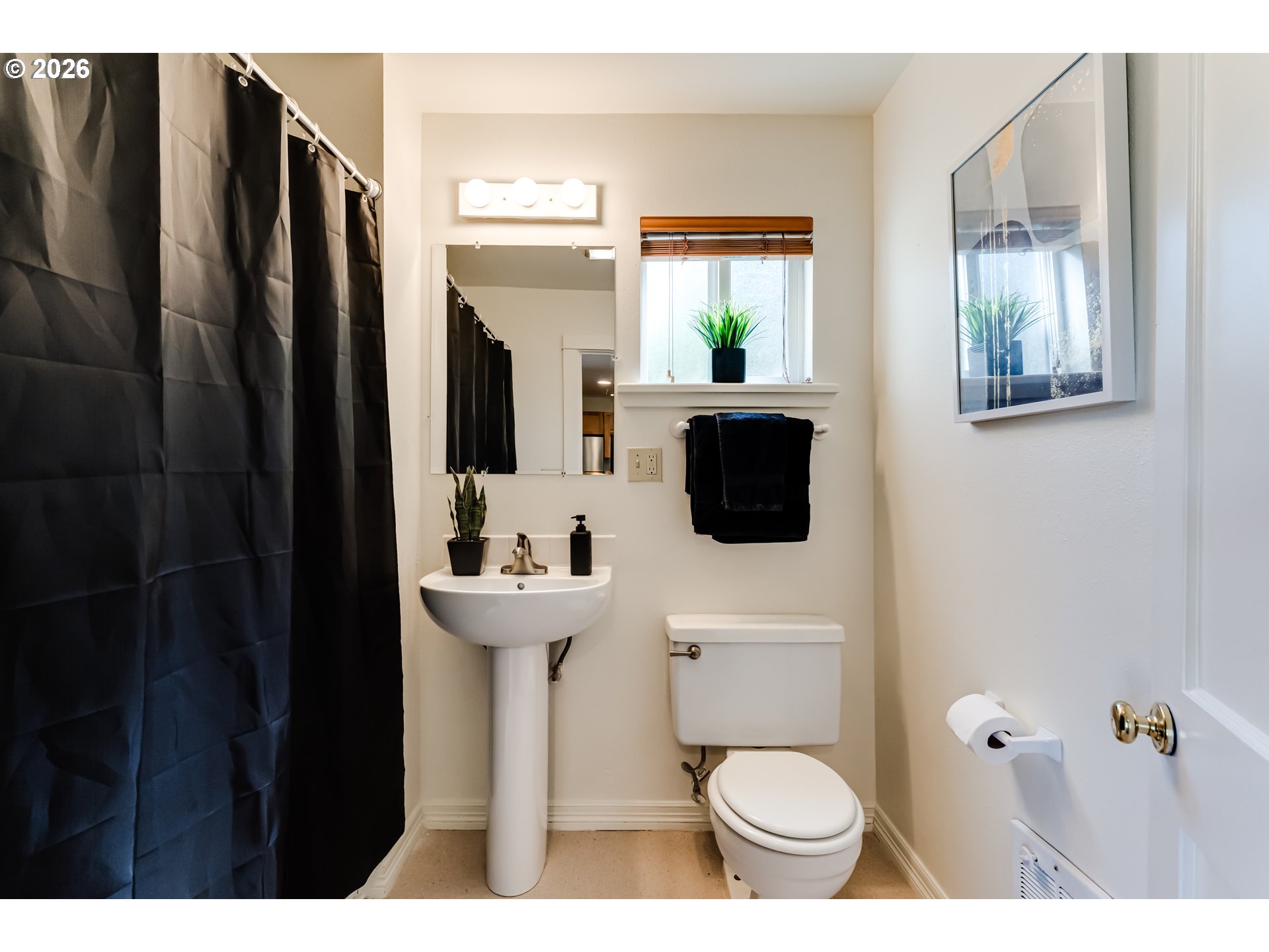 2001 City View Street Eugene, OR 97405 - Photo 11 of 24